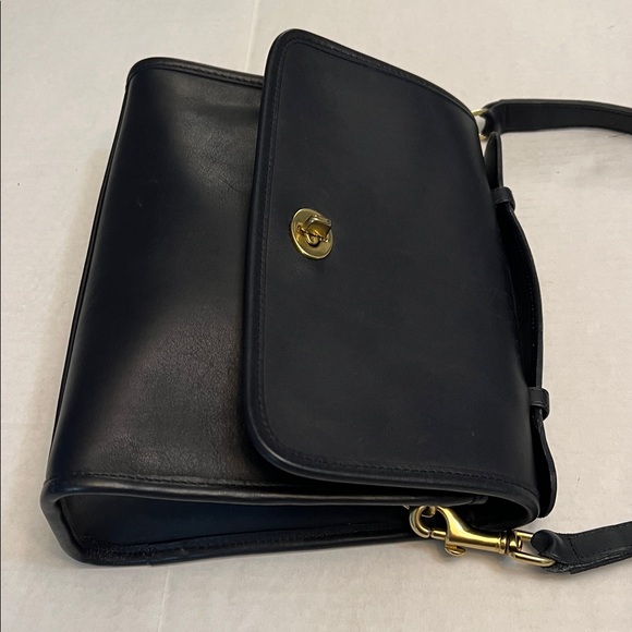 COACH VINTAGE COURT BAG CROSSBODY SATCHEL NAVY BLUE LEATHER 1229 MADE IN US - Picture 4 of 16